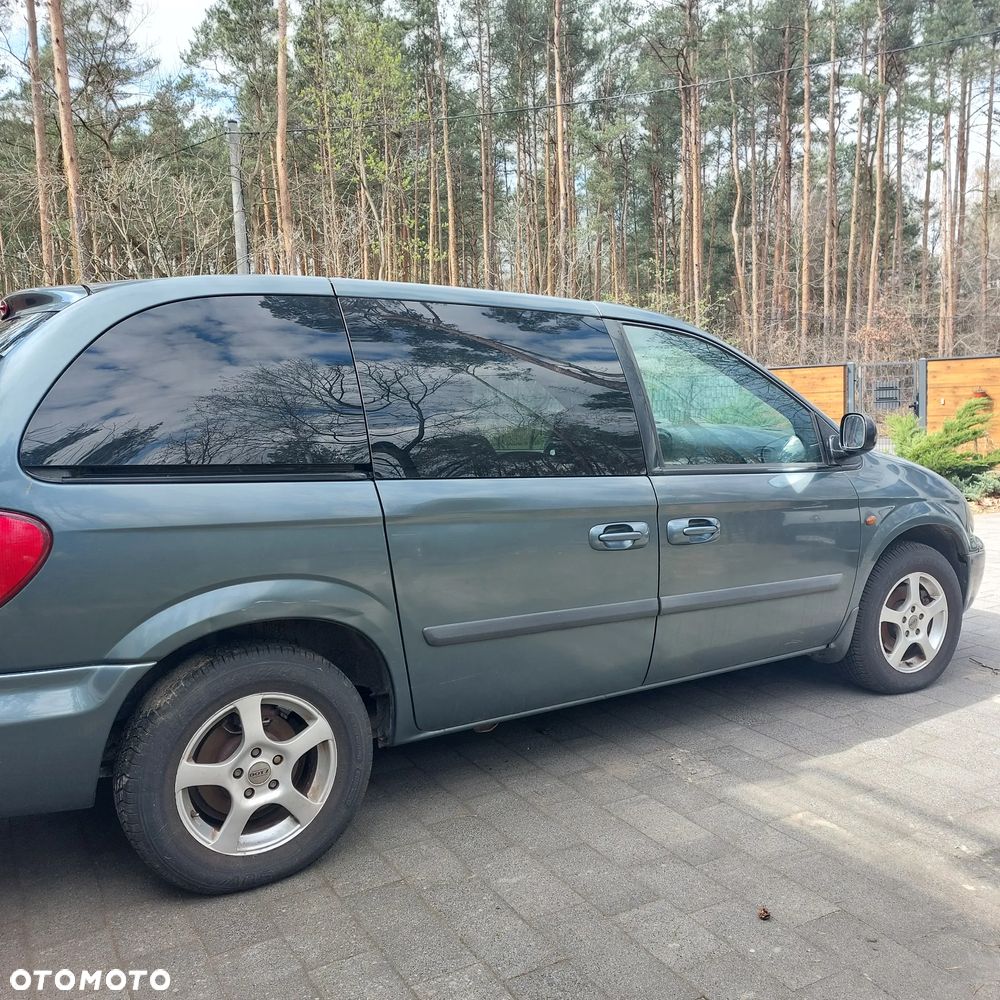 Chrysler Voyager 2.8 LX CRD - 3