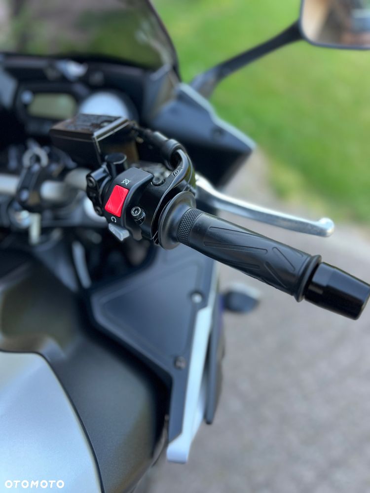 Yamaha FZ8 - 21