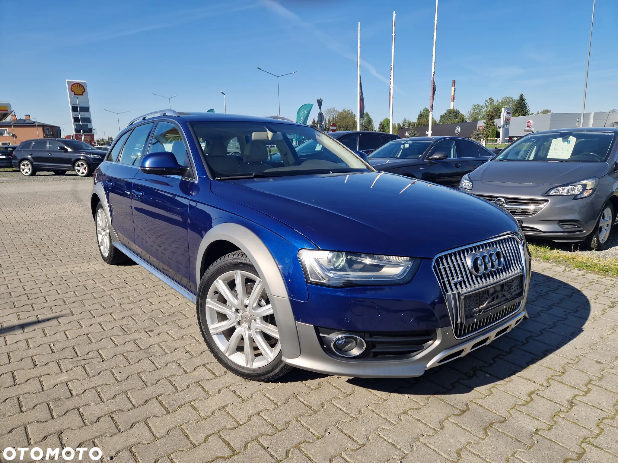 Audi A4 Allroad 2.0 TFSI Quattro S tronic - 4