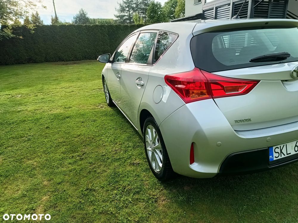 Toyota Auris 1.6 Valvematic Comfort - 3