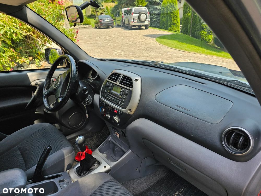 Toyota RAV4 2.0 D-4D Sol - 21