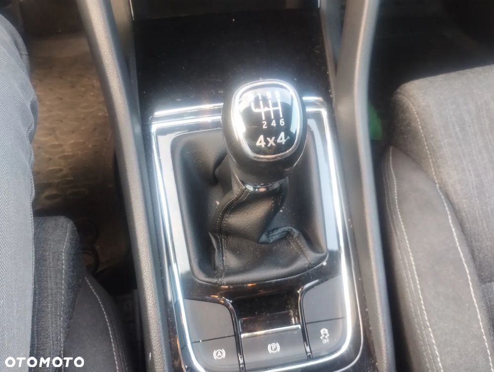 Skoda Karoq 2.0 TDI SCR 4x4 Ambition - 18