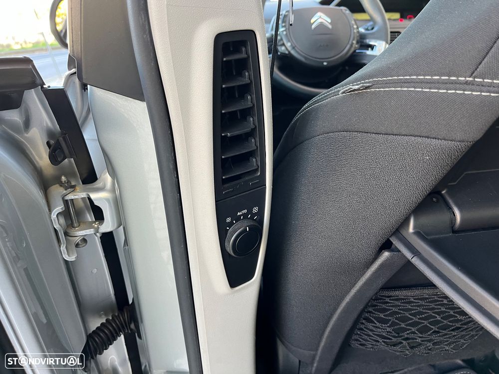 Citroën C4 Picasso 1.6 HDi Confort CMP6 Airdream - 15