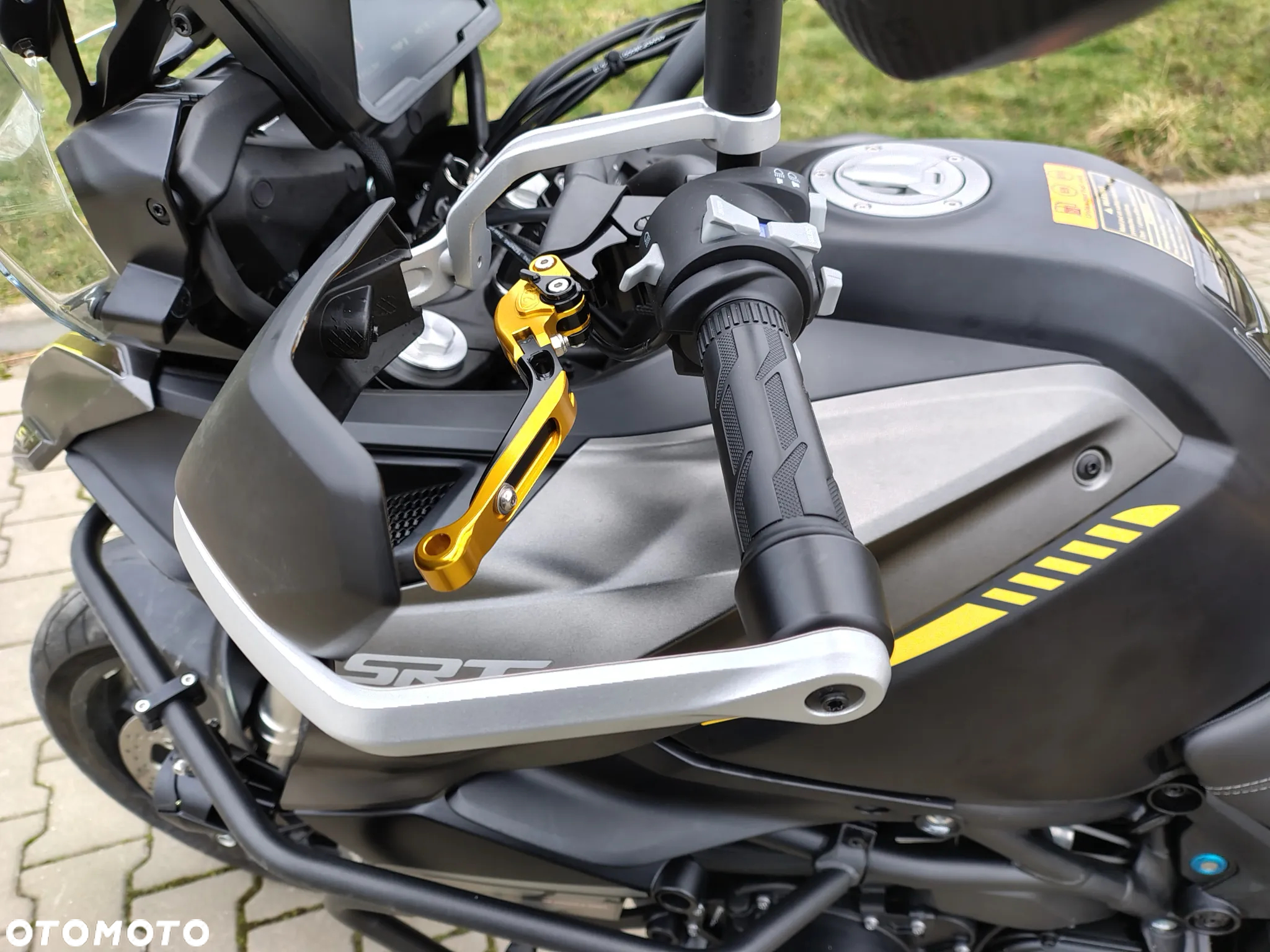 QJMOTOR SRT 800S - 7