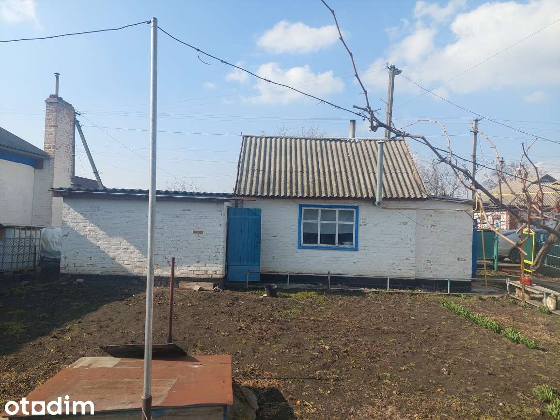 Одноповерховий будинок із зручностями та ділянкою - Повне зображення: 4/10