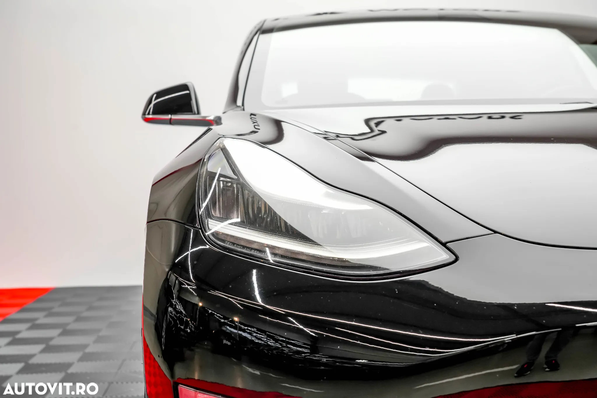 Tesla Model 3 Langstreckenbatterie Allradantrieb Dual Motor - 17
