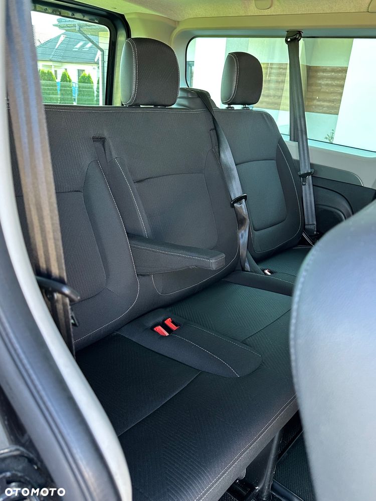 Renault Trafic SpaceClass 2.0 dCi Escapade EDC - 32