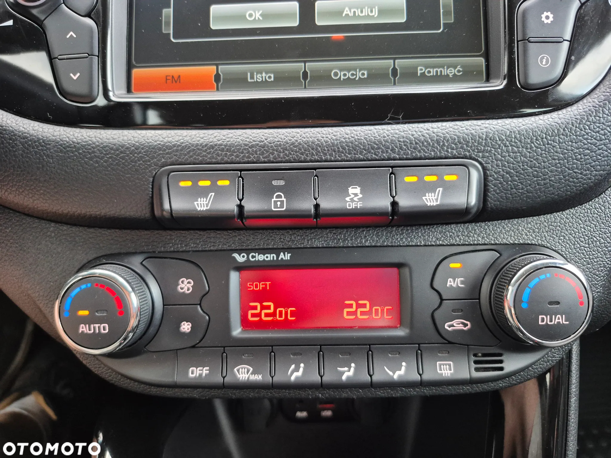 Kia Ceed 1.6 GDI ISG SW Platinum Edition - 25