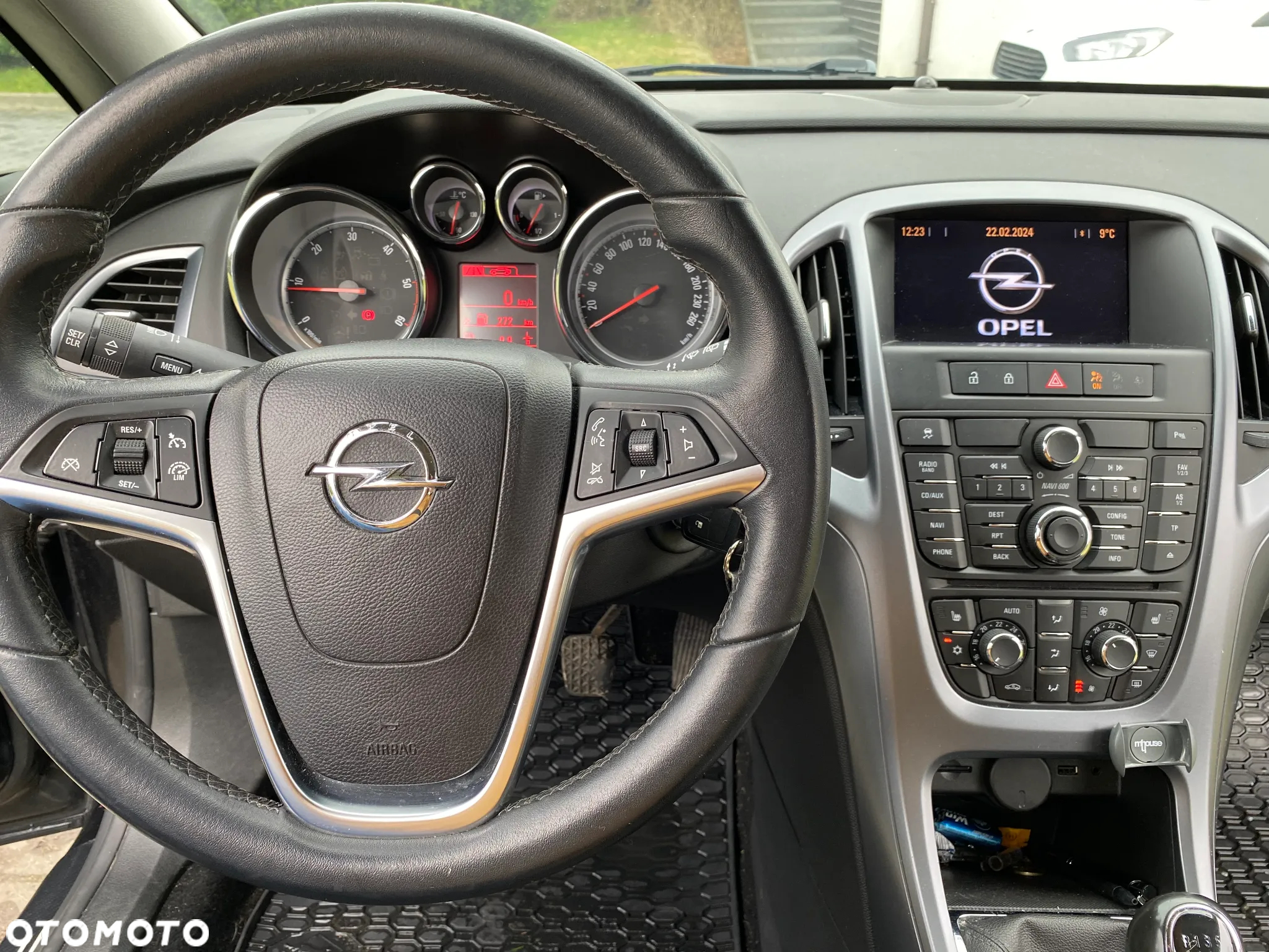 Opel Astra - 10