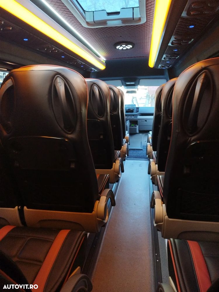 Volkswagen CRAFTER 2.0 - 10