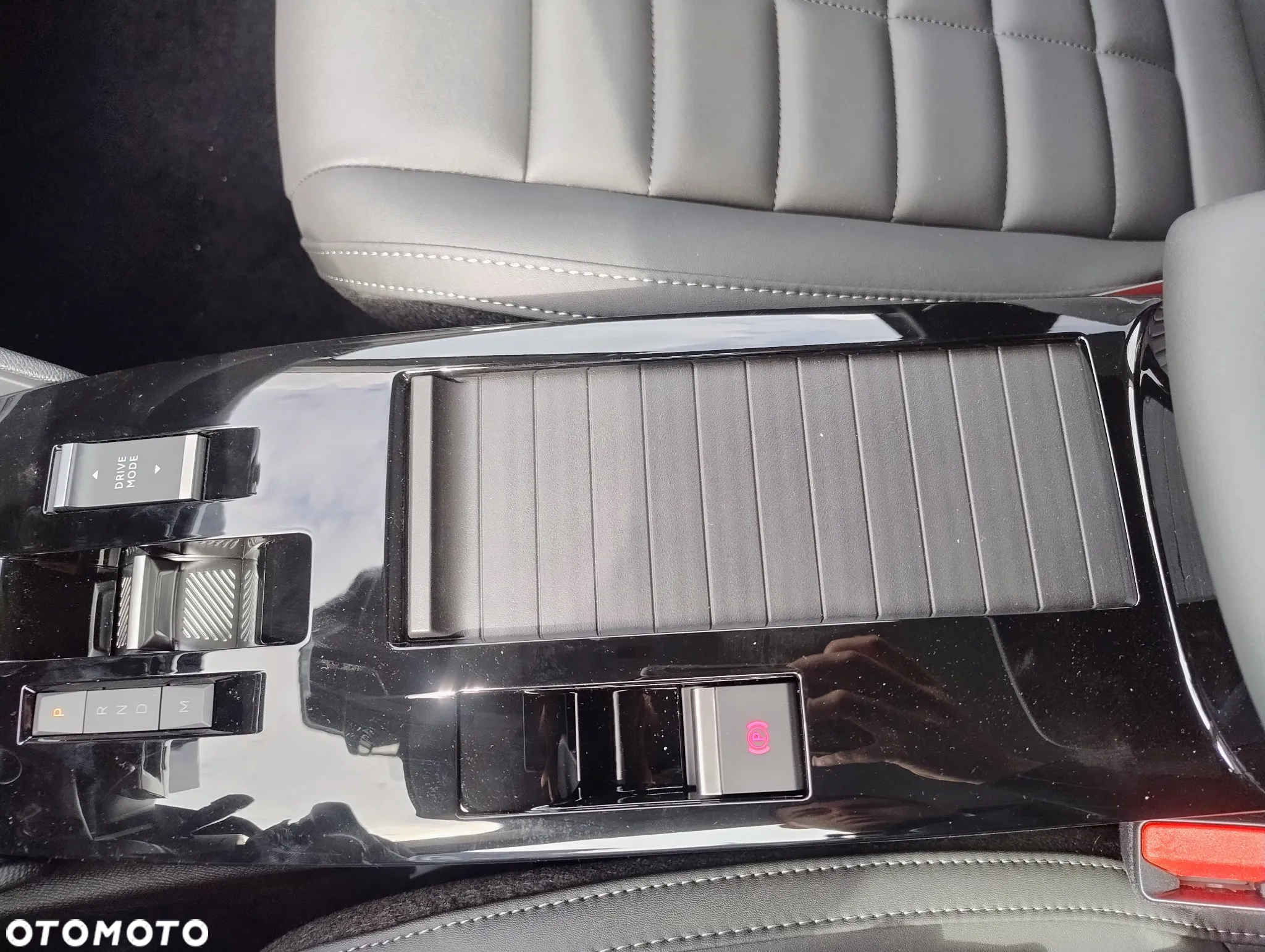 Citroën C4 1.2 PureTech Max S&S EAT8 - 21