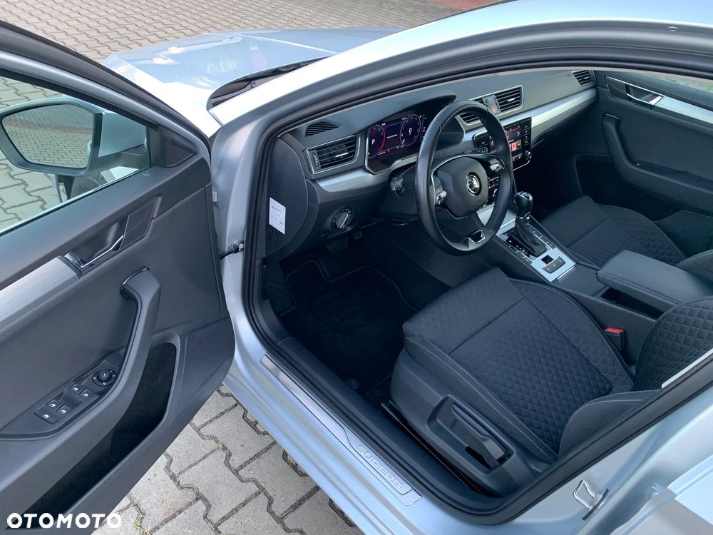Skoda Octavia 1.5 TSI e-Tec Ambition DSG - 9