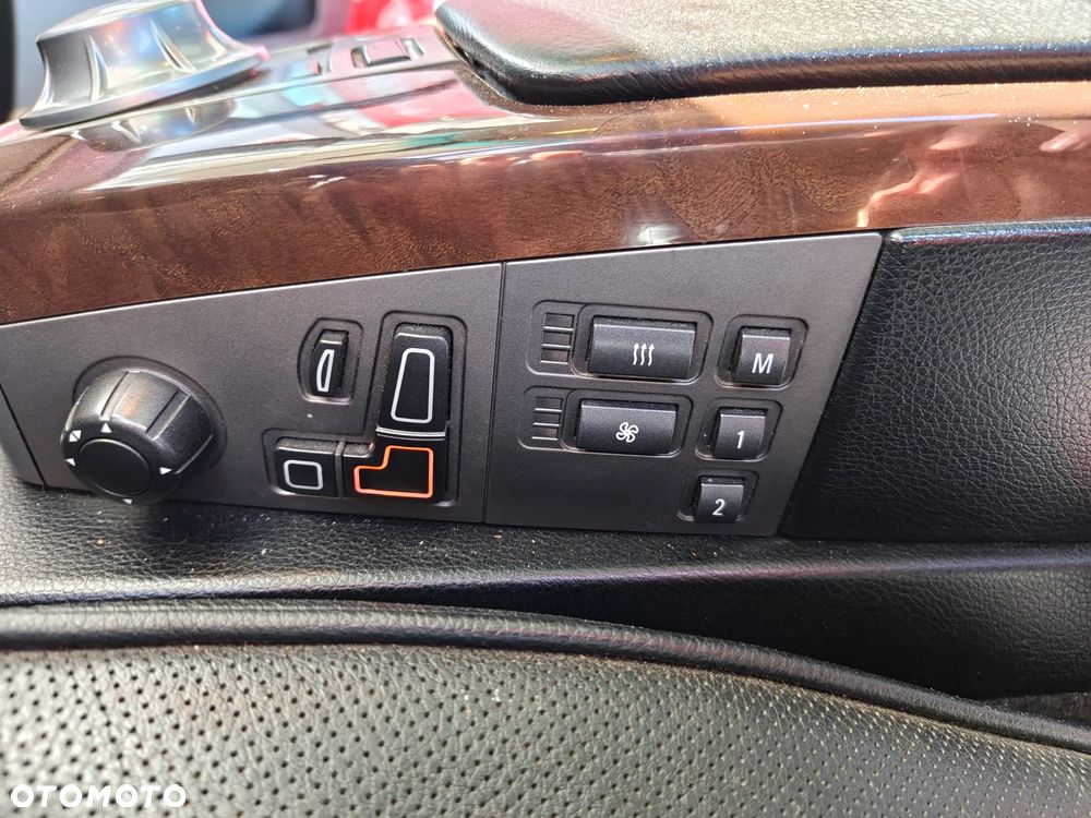 BMW Seria 7 - 20
