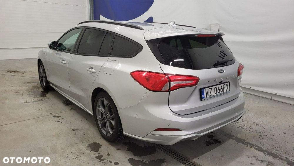 Ford Focus - 8