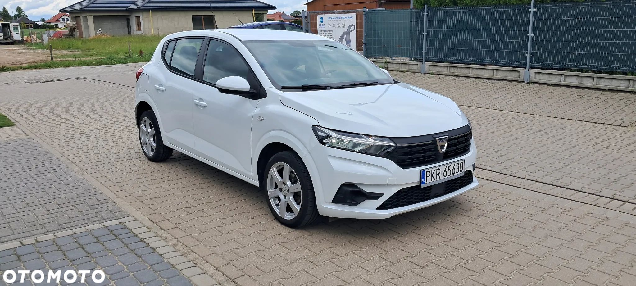 Dacia Sandero SCe 65 Essential - 1