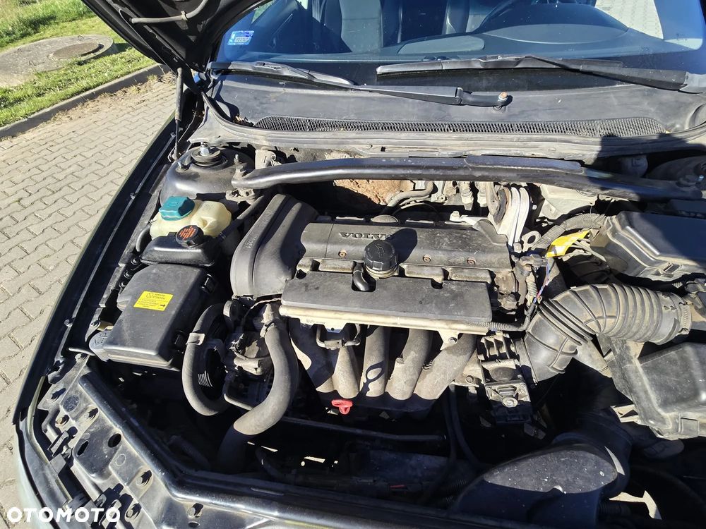 Volvo S60 2.4 - 12