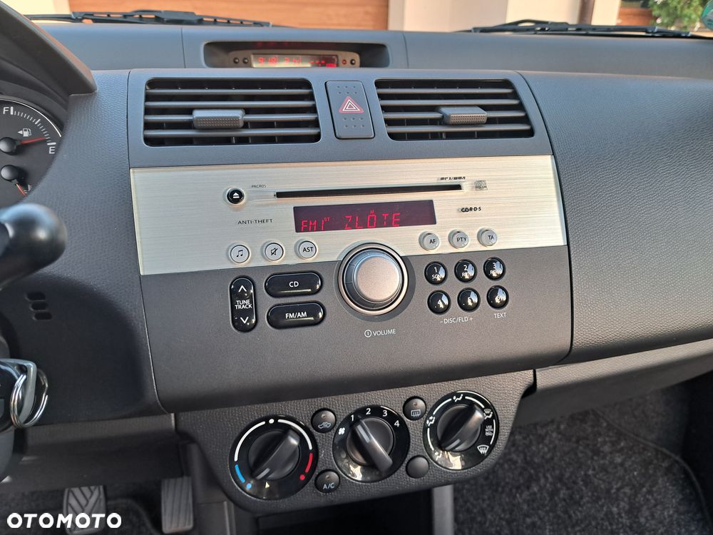 Suzuki Swift 1.3 Comfort dance - 21