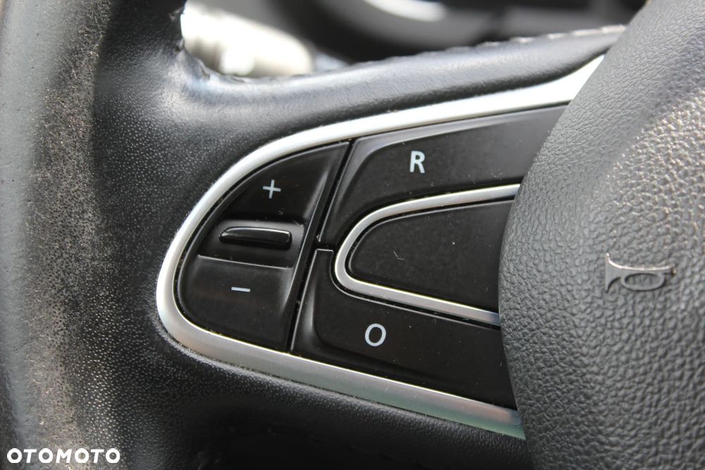 Renault Scenic BLUE dCi 120 LIMITED - 37