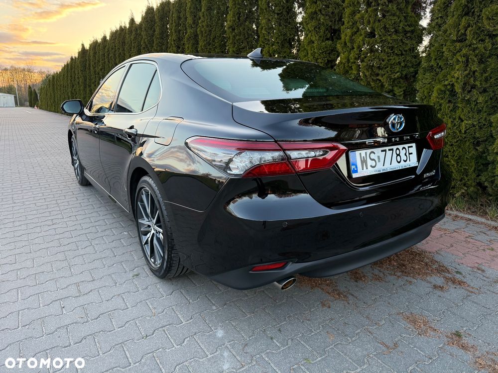 Toyota Camry 2.5 Hybrid Executive CVT - 12