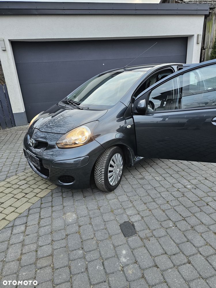 Toyota Aygo Multi Mode City - 10