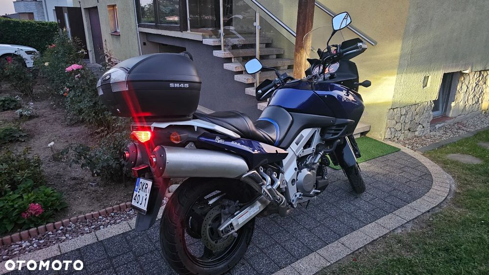 Suzuki V-STROM - 2