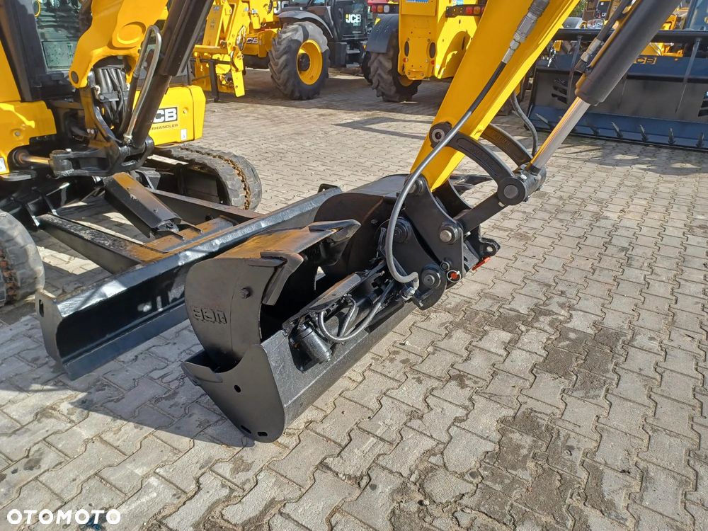 JCB 35Z-1 - 8
