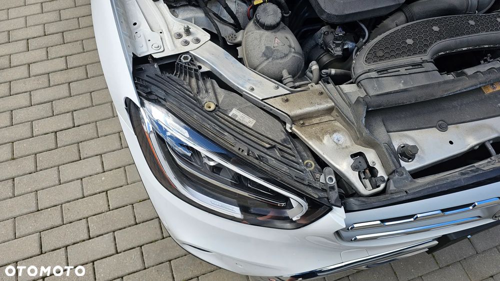 Mercedes-Benz GLC 300 4Matic 9G-TRONIC Exclusive - 8