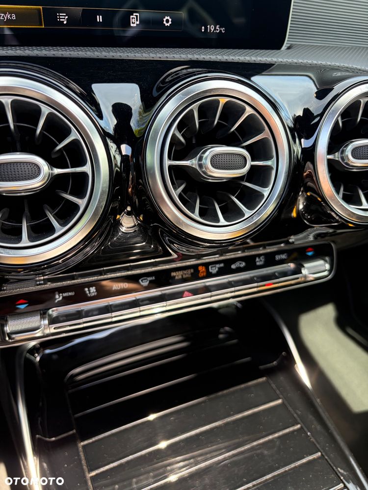 Mercedes-Benz Klasa A 45 S AMG 4-Matic 8G-DCT - 20