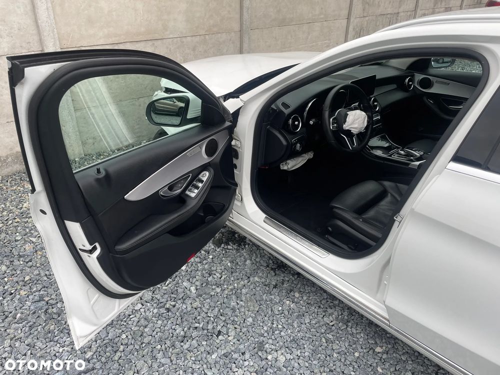 Mercedes-Benz Klasa C 300 d 4Matic 9G-TRONIC Avantgarde - 14