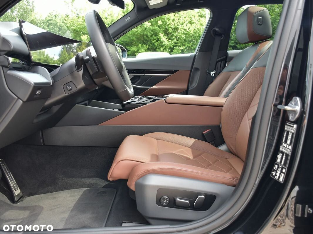 BMW Seria 5 - 16