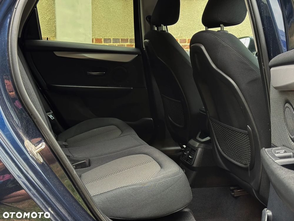 BMW Seria 2 218d Sport-Aut Luxury Line - 19