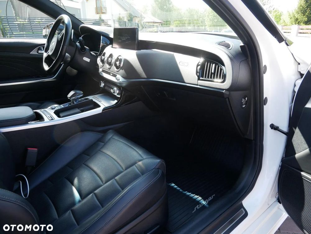 Kia Stinger 3.3 T-GDI V6 GT Prestige Line AWD - 21