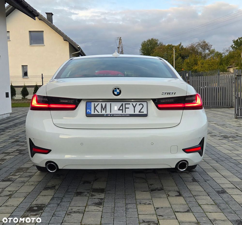 BMW Seria 3 318i Advantage - 31