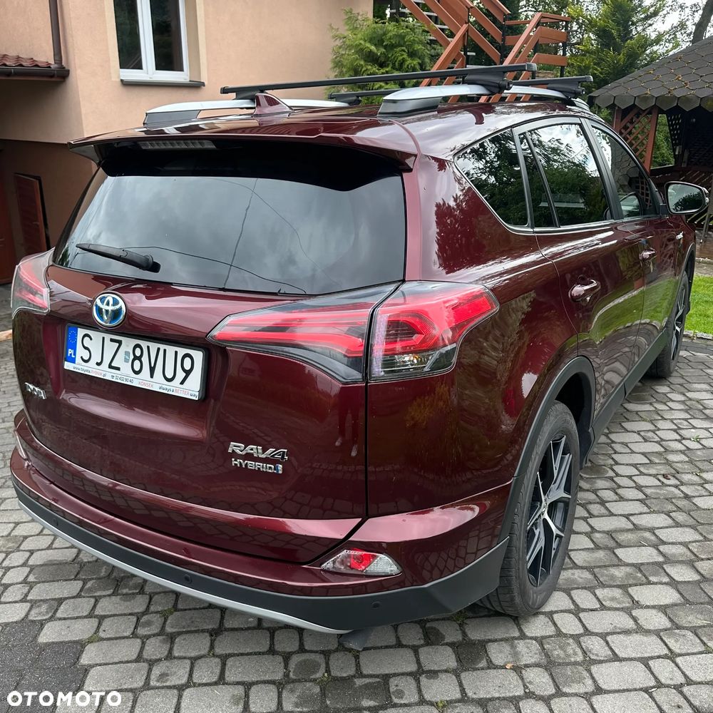 Toyota RAV4 - 6
