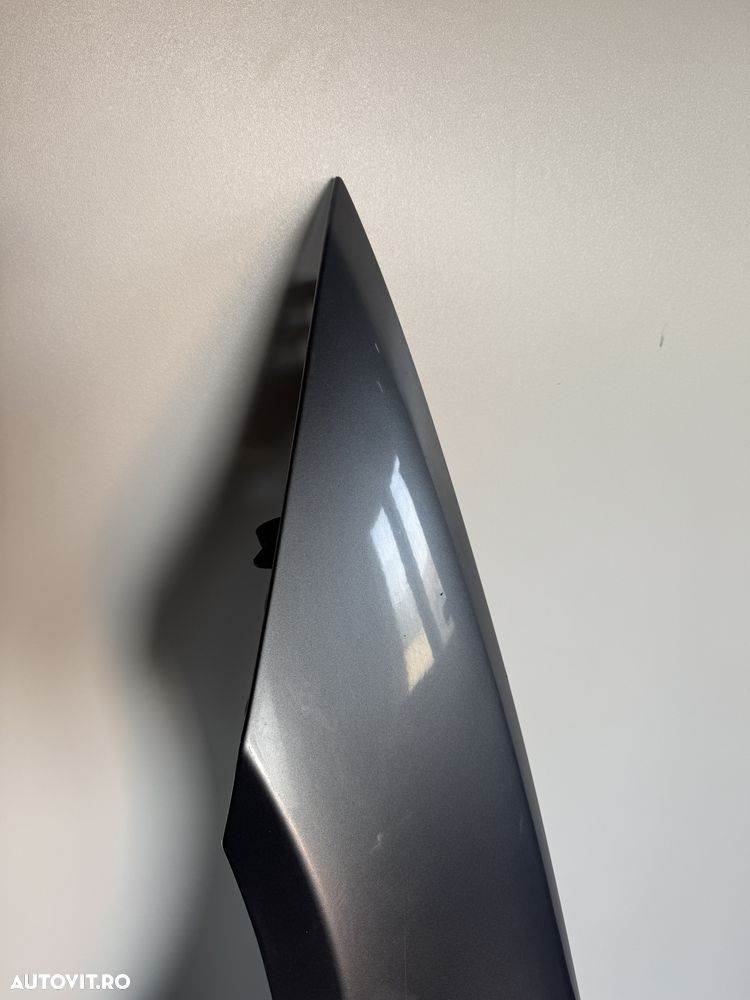 Aripa stanga gri bmw e90 e91 seria 3 - 4