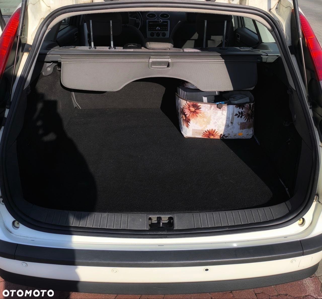 Ford Focus 1.6 Ambiente - 11