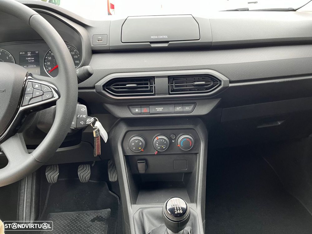 Dacia Sandero - 9