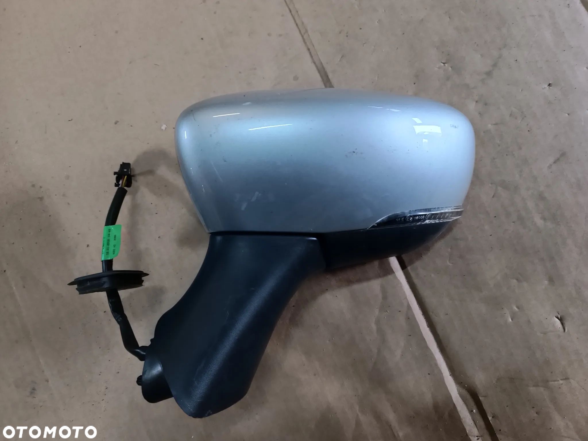 LUSTERKO LEWE DRZWI 9 PIN RENAULT CLIO IV LIFT EU - 1