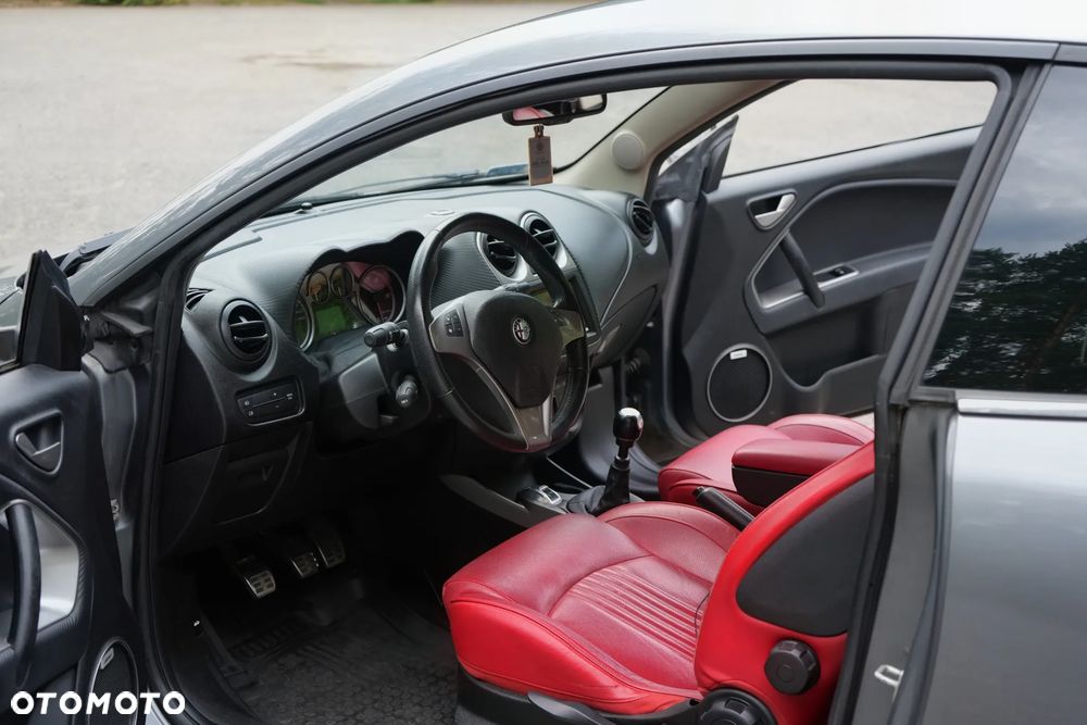 Alfa Romeo Mito 1.4 TB Distinctive - 8
