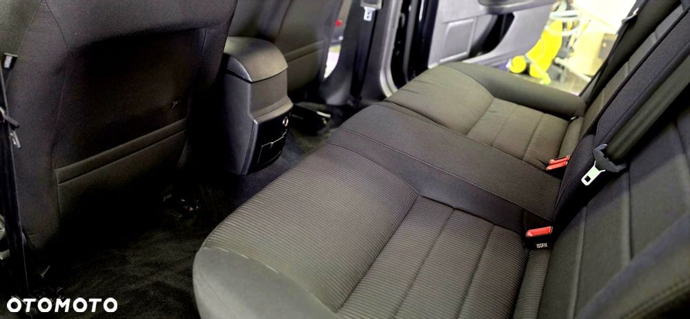 Ford Mondeo - 8
