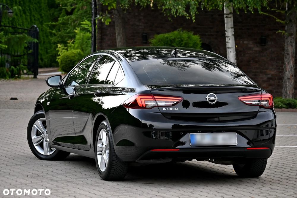Opel Insignia 1.5 T Innovation S&S - 18