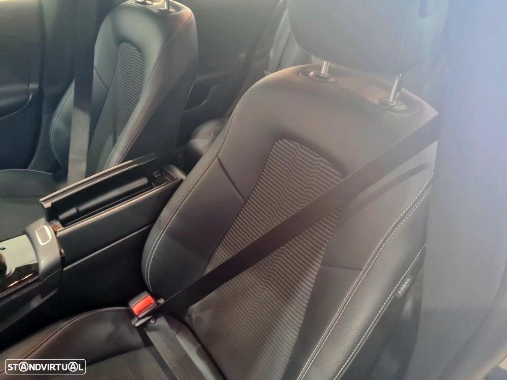 Mercedes-Benz CLA 250 e Shooting Brake Style Plus - 9