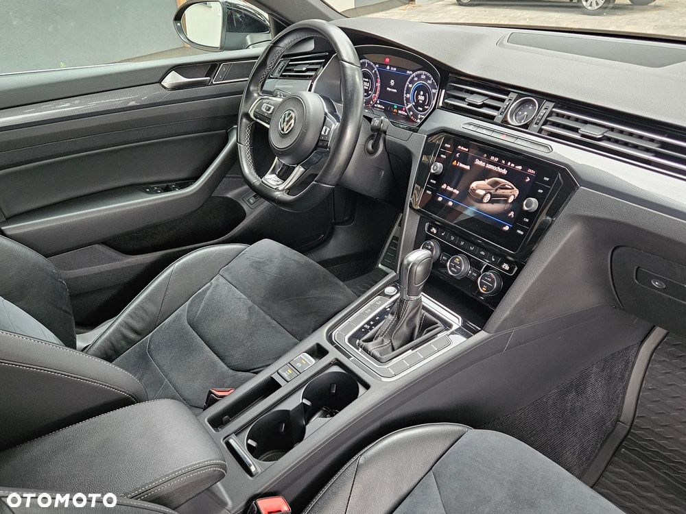 Volkswagen Arteon 2.0 TDI SCR R-Line DSG - 16