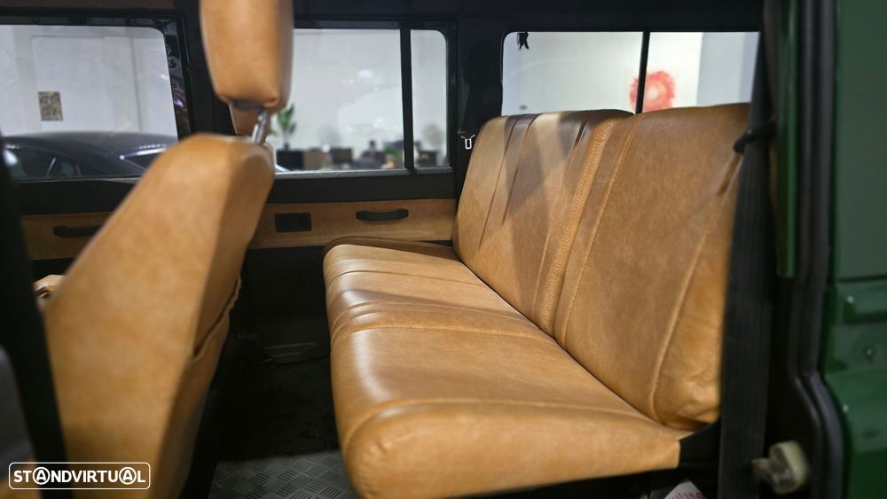 Land Rover Defender 110 2.5 TD5 Metal Top - 13