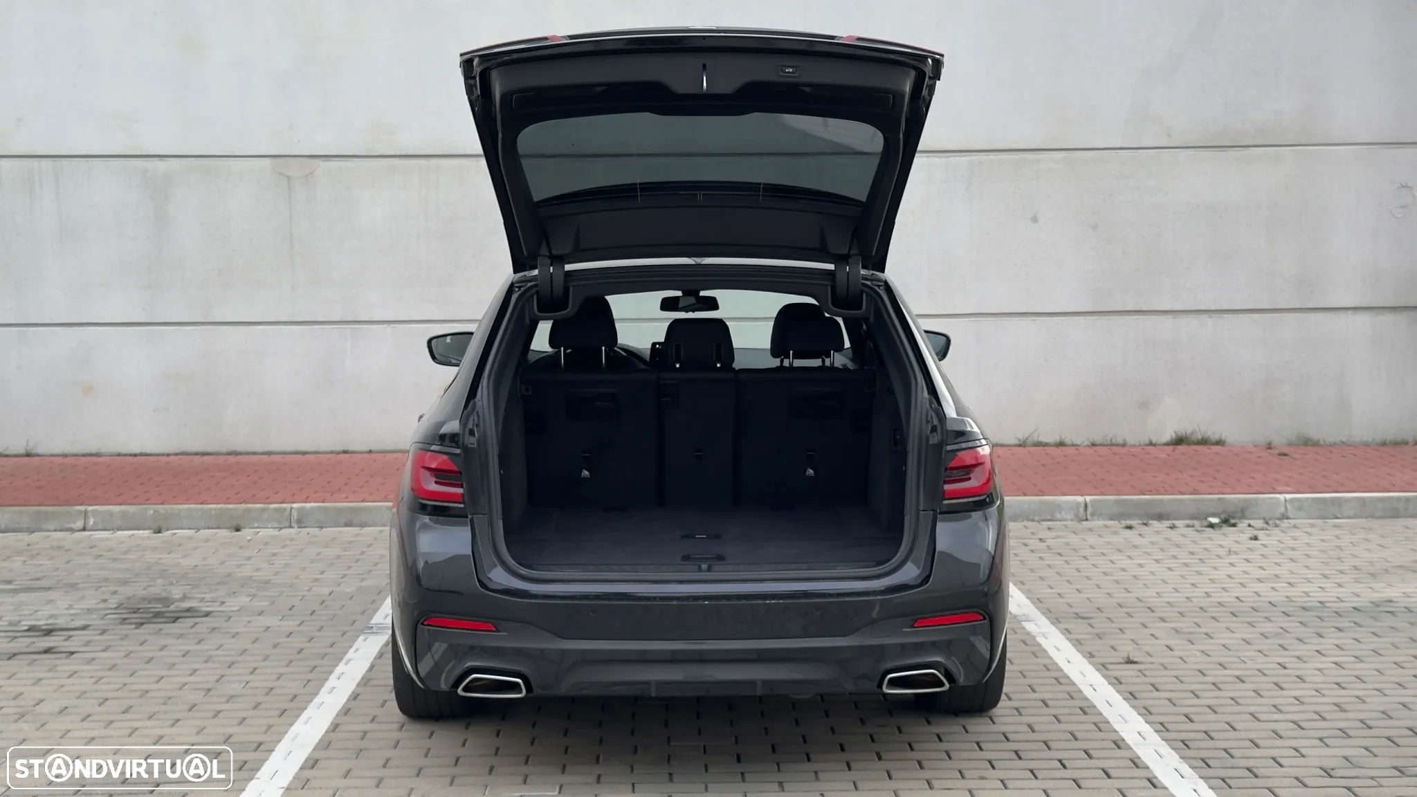 BMW 520 d Pack Desportivo M Auto - 23
