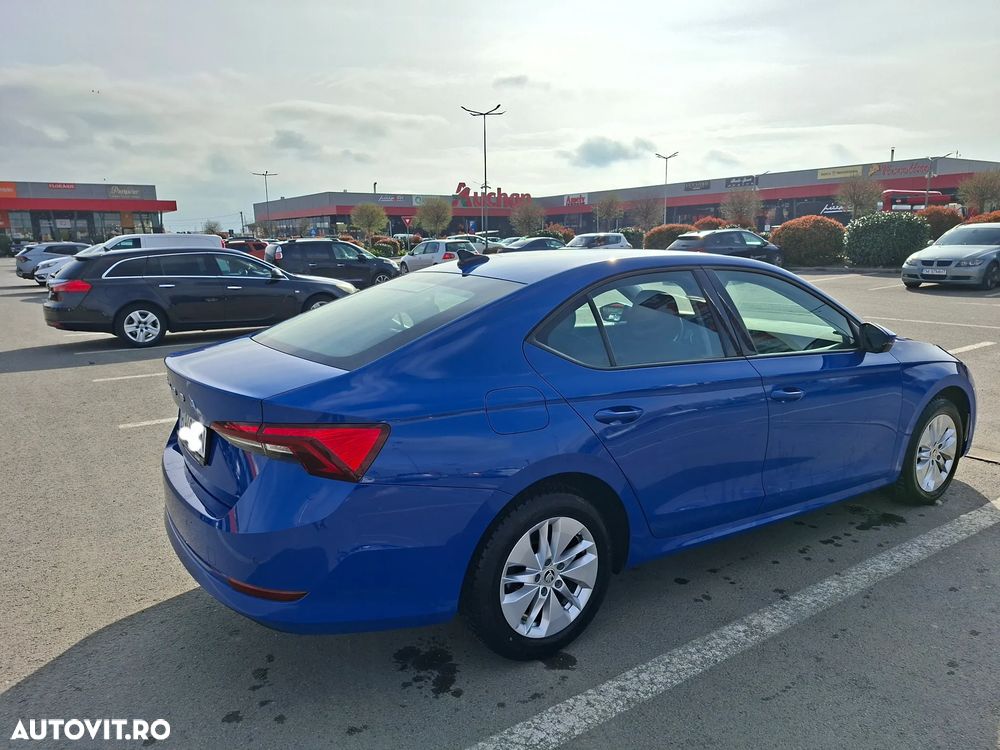 Skoda Octavia 2.0 TDI DSG Ambition - 5