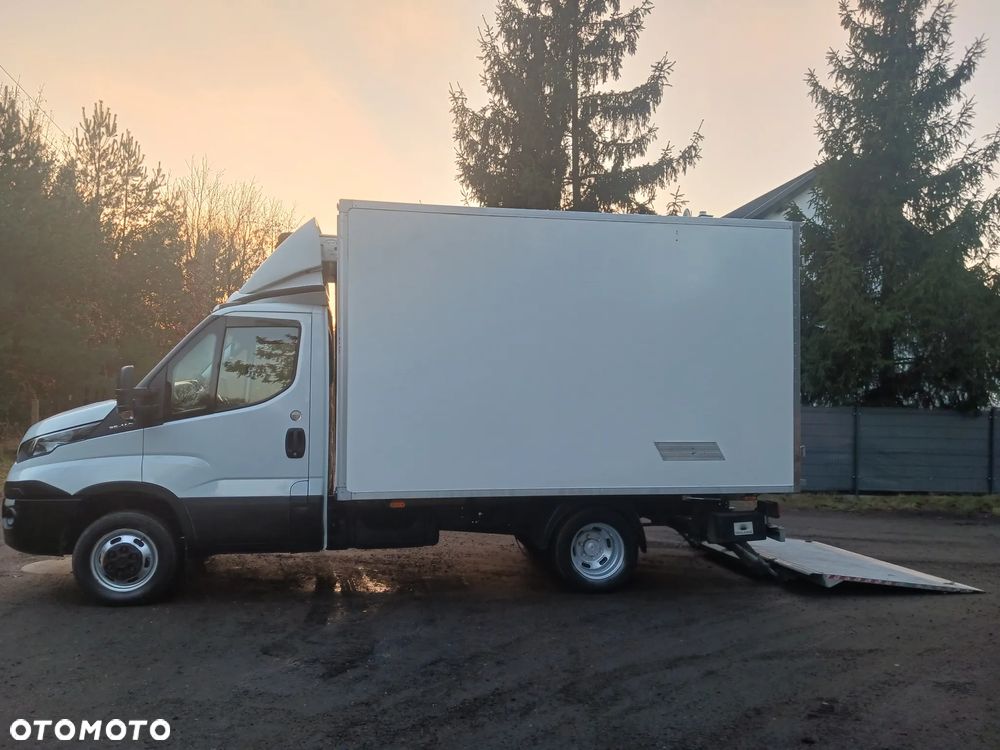 Iveco Daily 35C14 2.3 140 KM 2018r SALON Izoterma Chłodnia Mroźnia Agregat zasilanie zew. 250 tyś km - 12