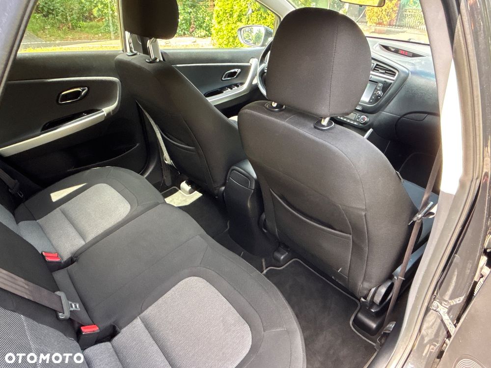Kia Ceed 1.6 CRDi 136 ISG Dream-Team Edition - 39