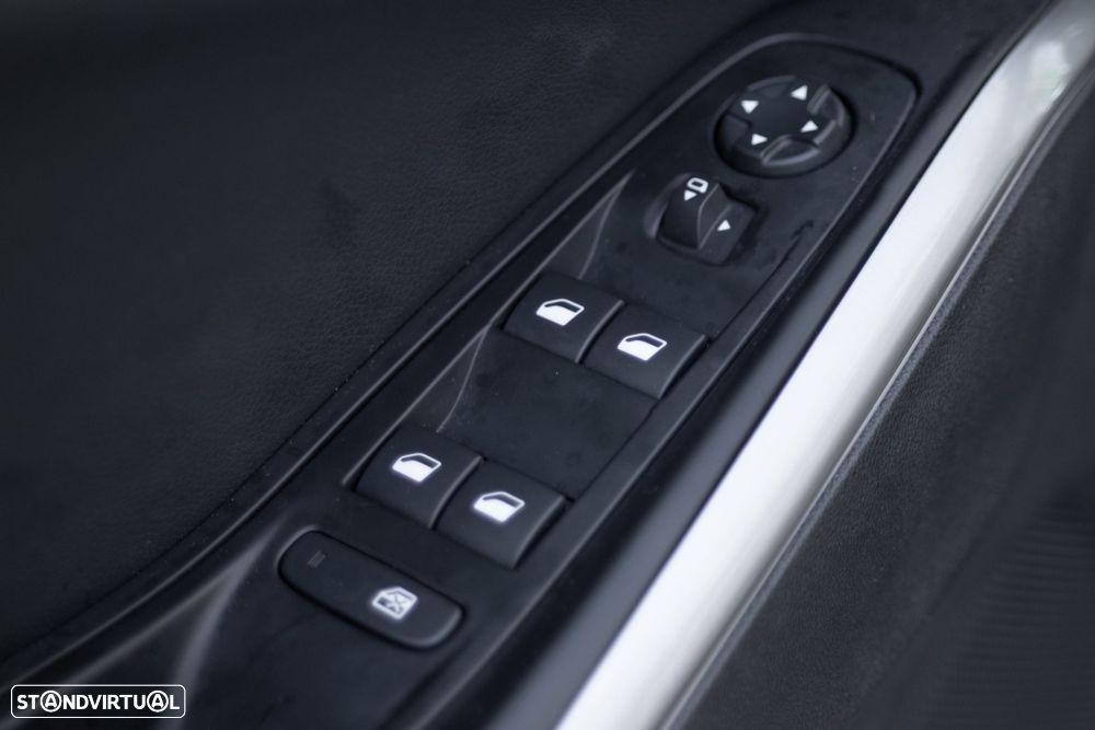 Opel Grandland 1.2 T GS Line - 18