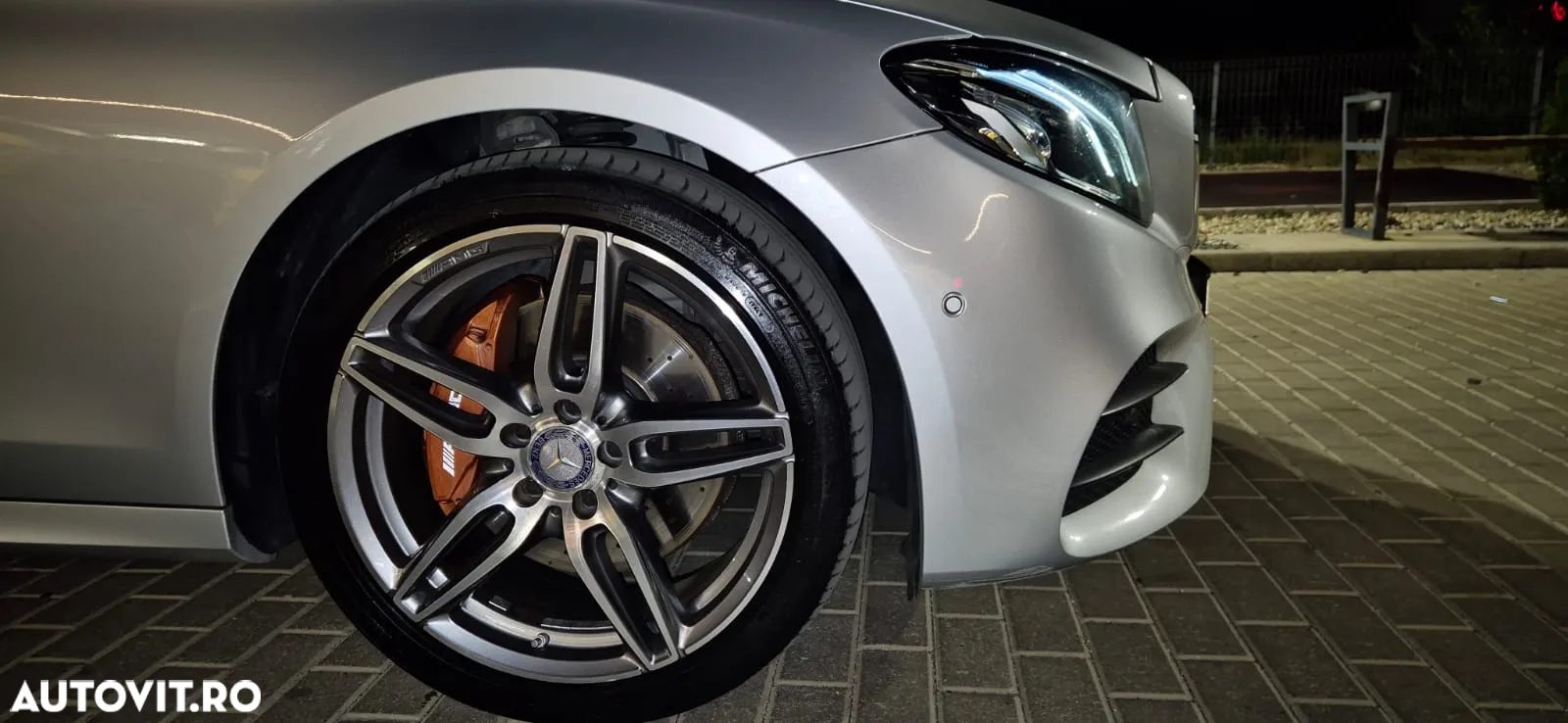Mercedes-Benz E 220 d 9G-TRONIC AMG Line - 6